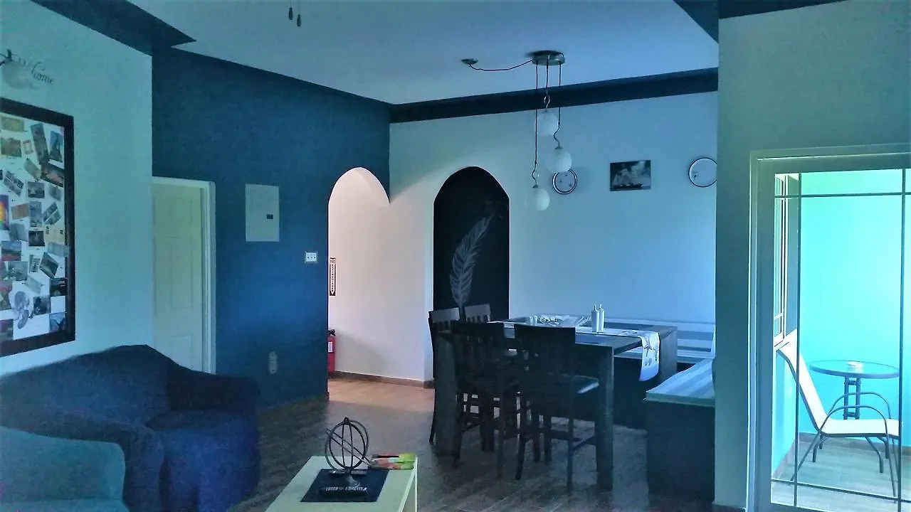 Bailey'S Bed And Breakfast Runaway Bay Bed & Breakfast